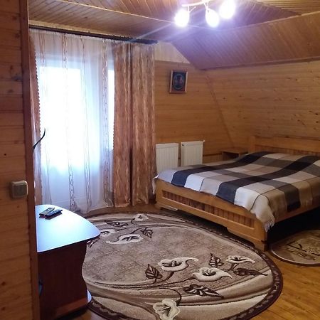 Bee House Hotel Boekovel Buitenkant foto
