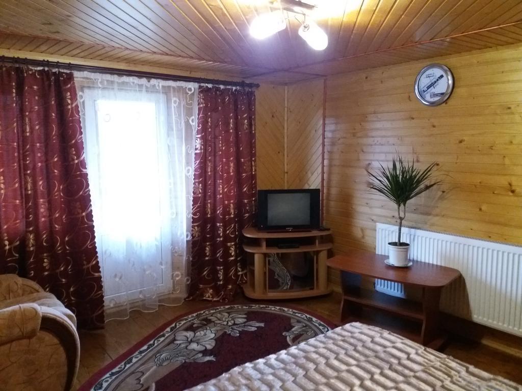 Bee House Hotel Boekovel Buitenkant foto