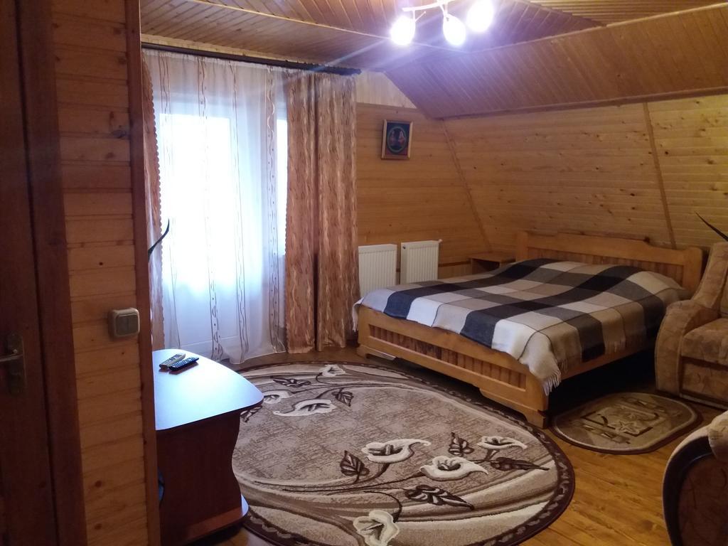 Bee House Hotel Boekovel Buitenkant foto