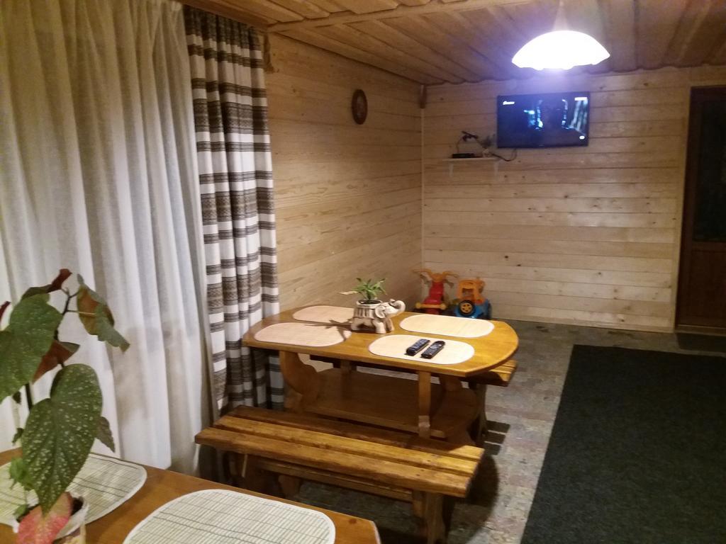 Bee House Hotel Boekovel Buitenkant foto