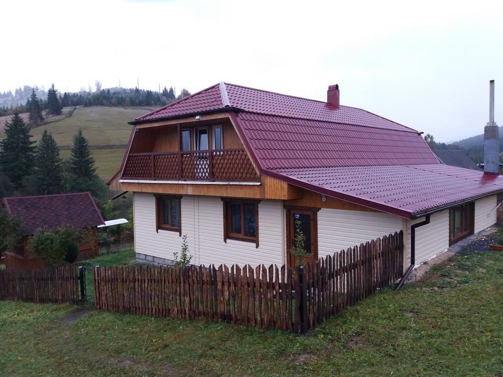 Bee House Hotel Boekovel Buitenkant foto
